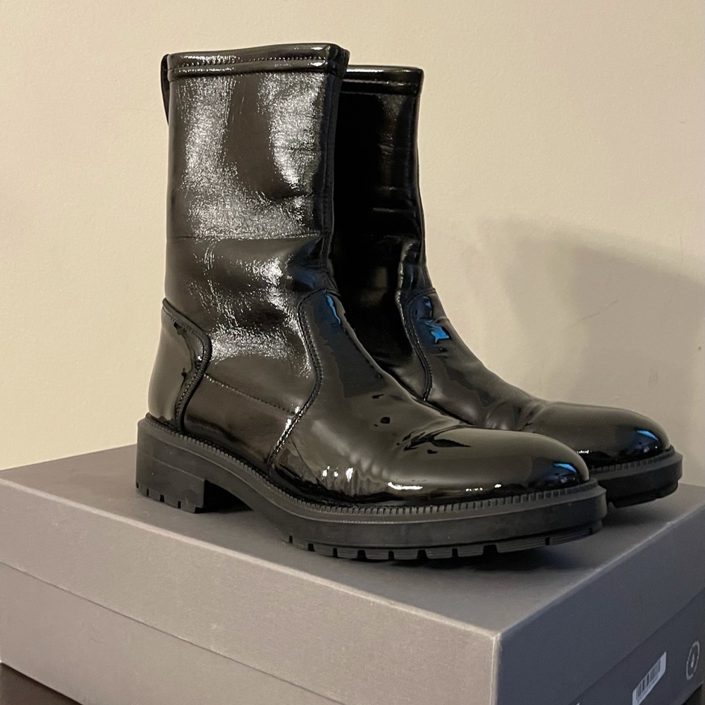 Aquatalia - Patent leather boots with shearling